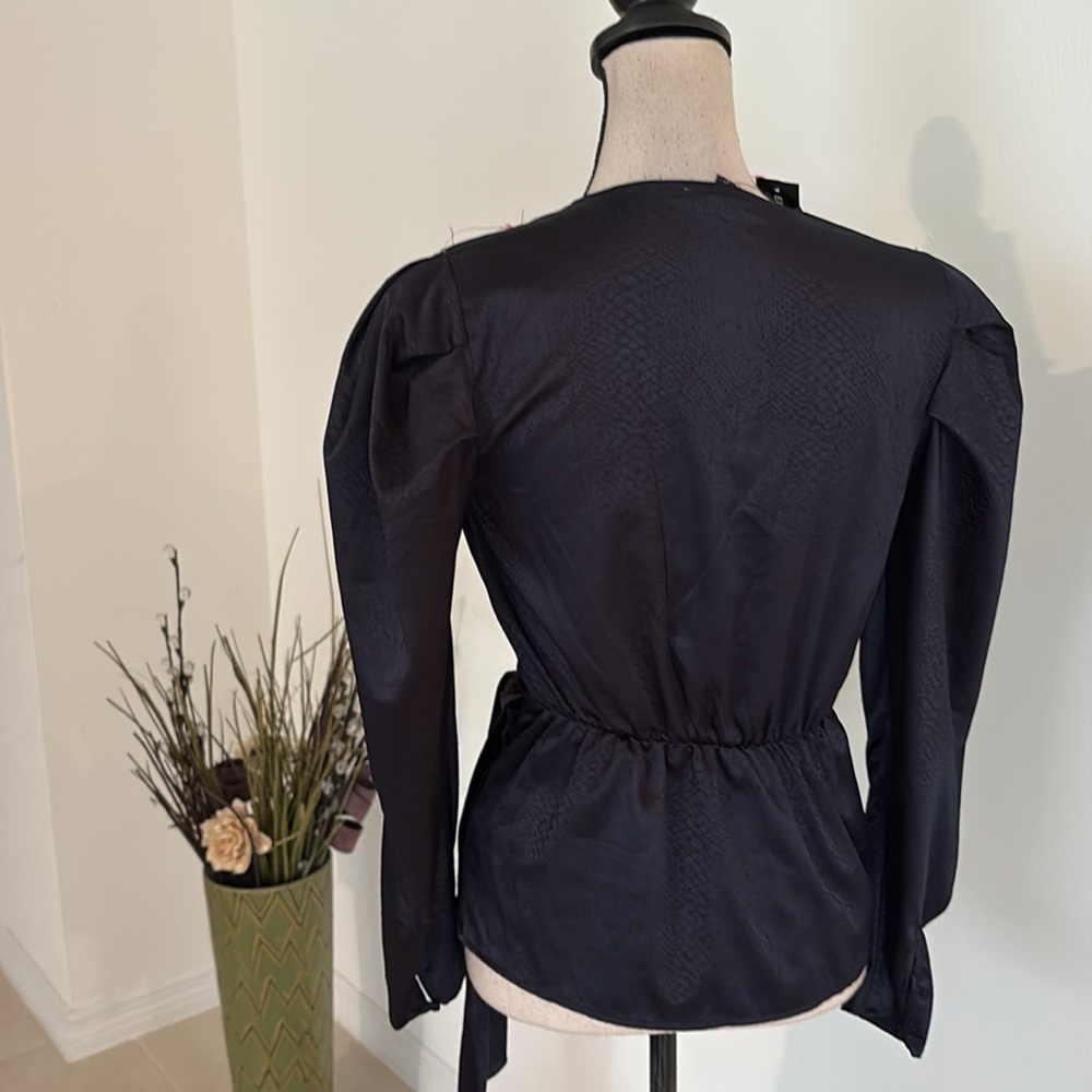 Express Black Wrap Blouse - Picture 4 of 6
